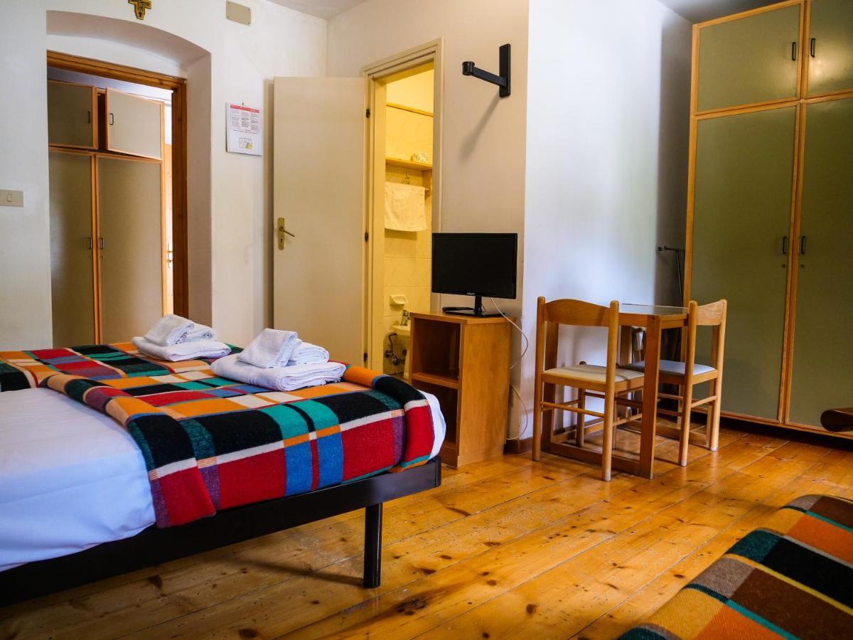 Hotel Al Sasso Di Stria Andraz Bagian luar foto