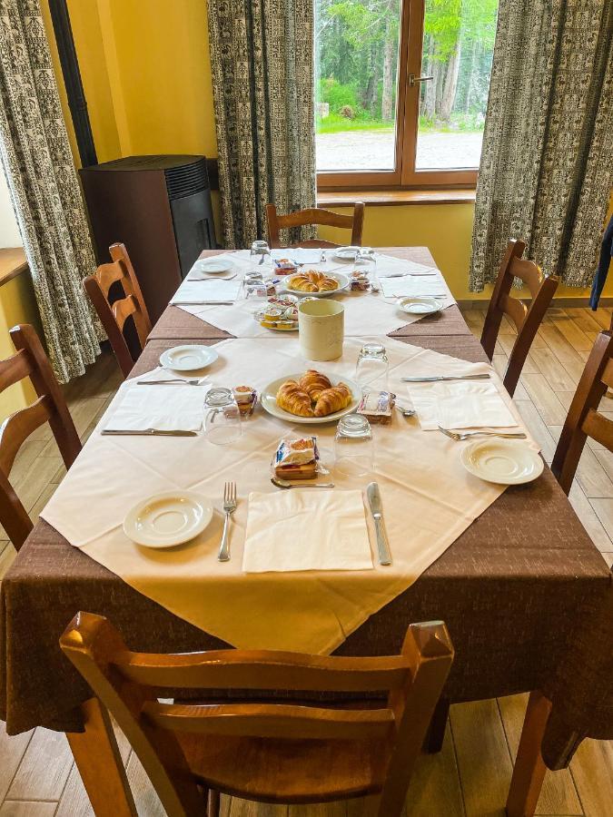 Hotel Al Sasso Di Stria Andraz Bagian luar foto