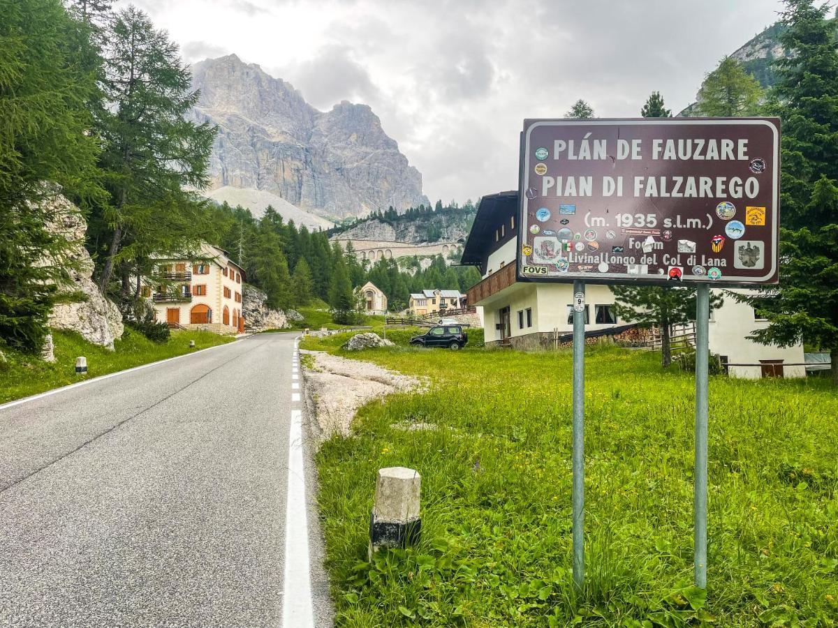 Hotel Al Sasso Di Stria Andraz Bagian luar foto