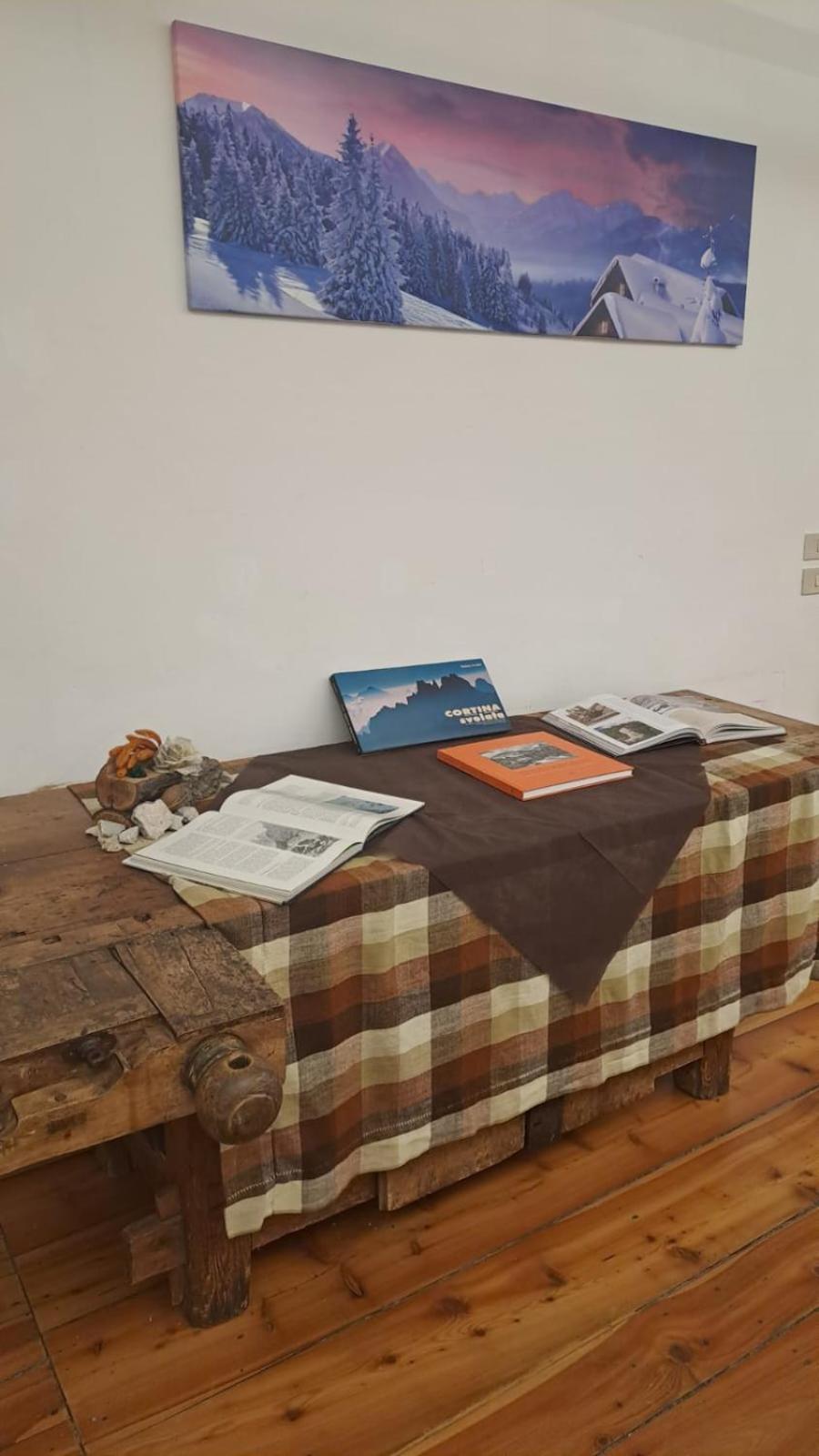Hotel Al Sasso Di Stria Andraz Bagian luar foto