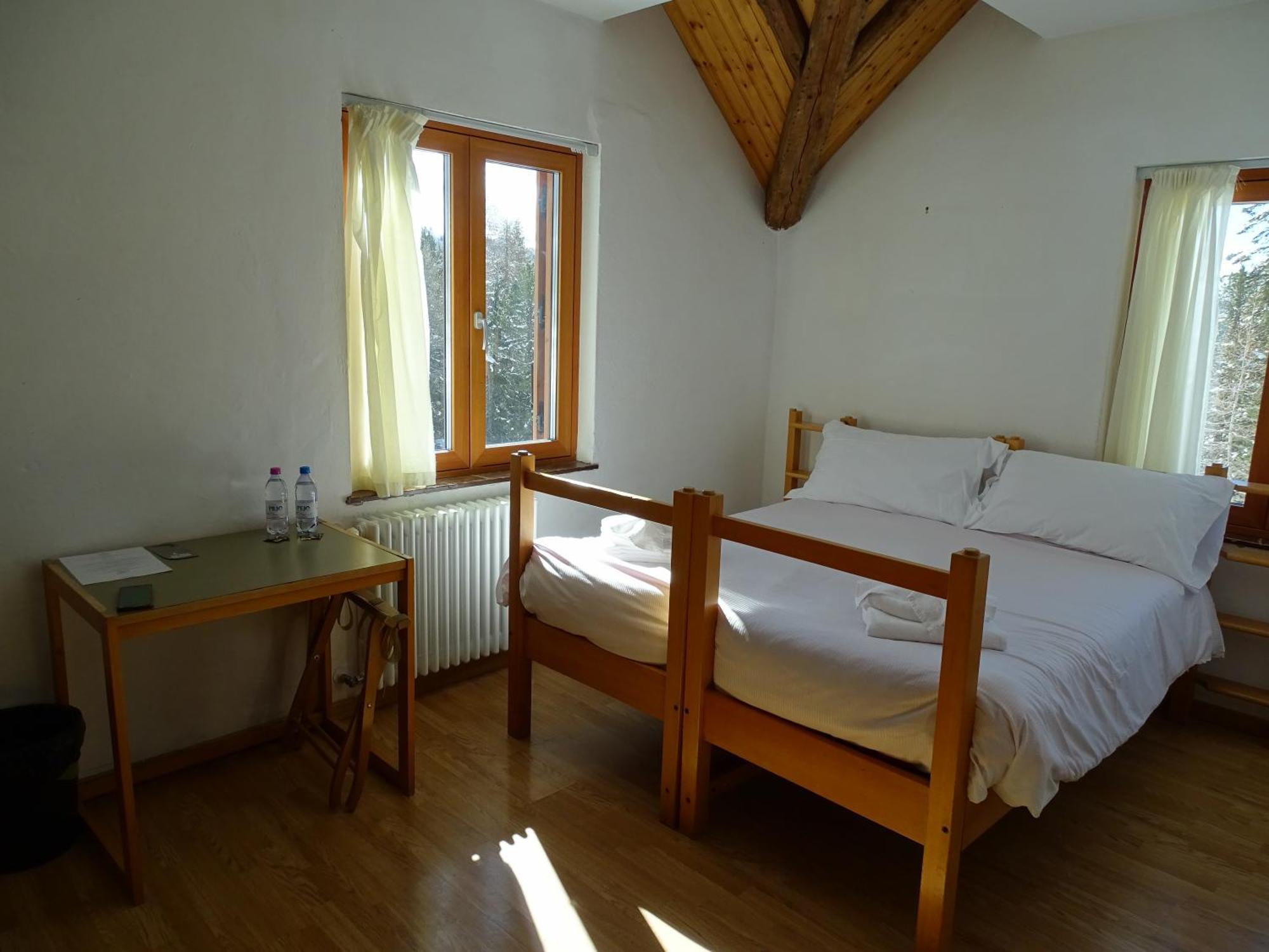 Hotel Al Sasso Di Stria Andraz Bagian luar foto